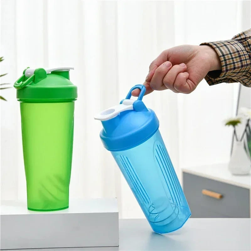 Léger et transportable Shaker 600 ml - PowerShake - Getractive